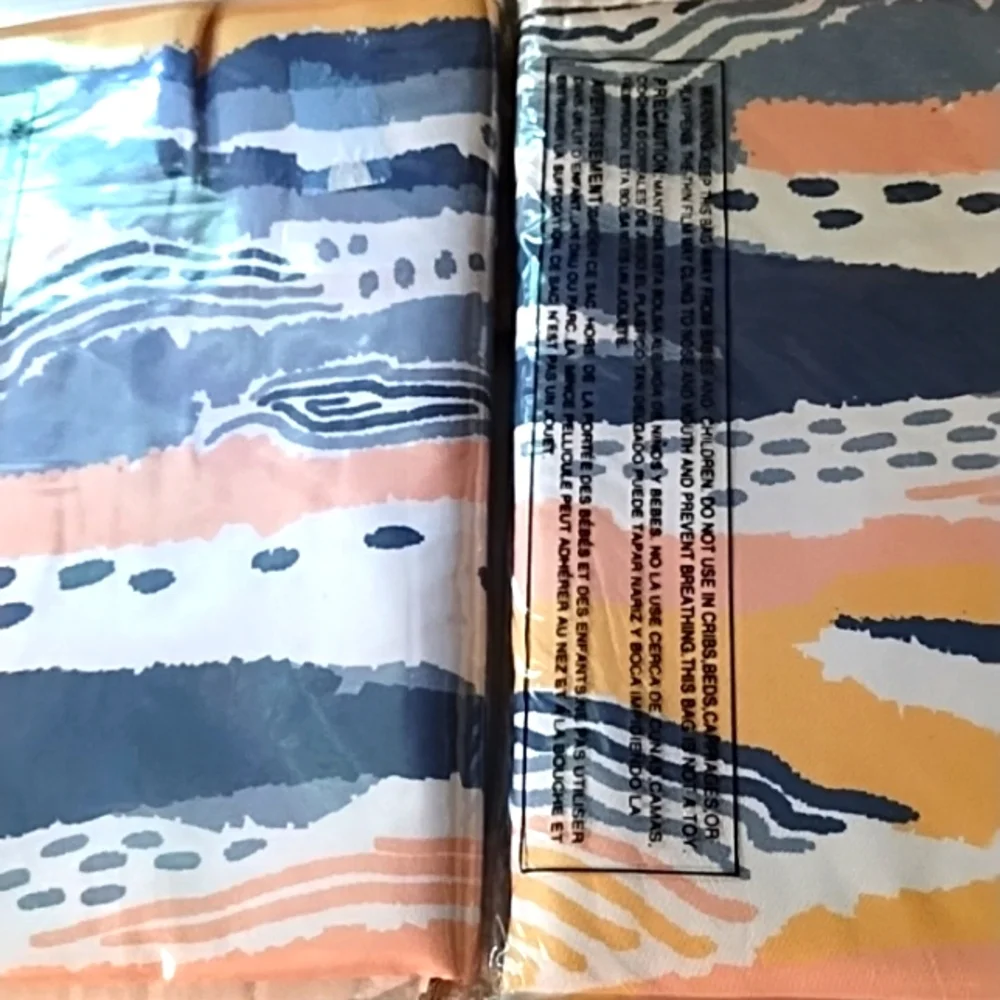 NIP Pair Of Abstract Patterned Curtain Valance Set 50